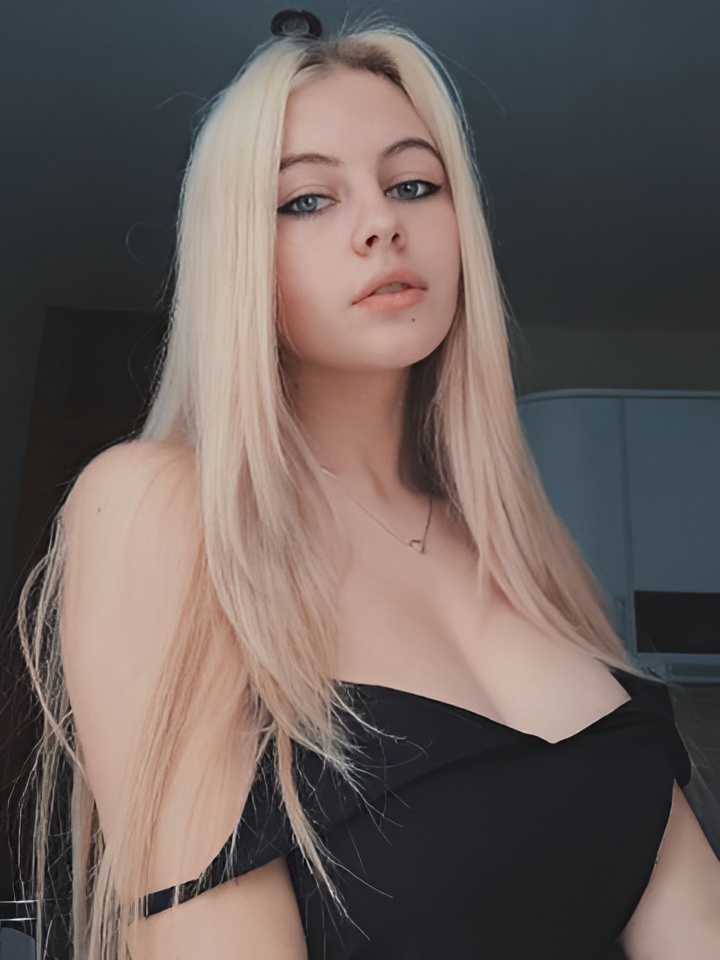 Далия привлекальеная девушка из Жигулевска цена от 1500 руб