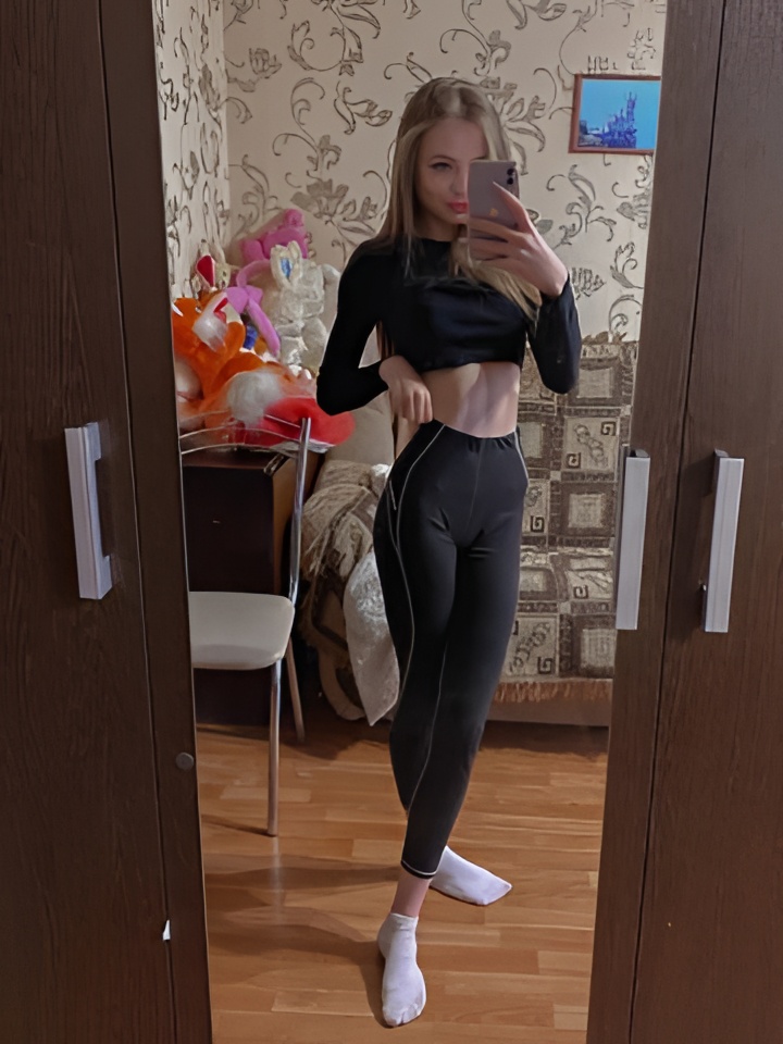 Илона привлекальеная девушка из Жигулевска цена от 1500 руб