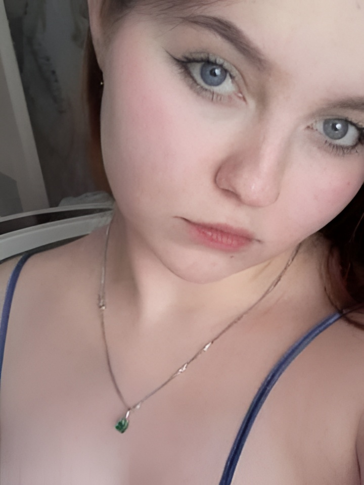 Роксана привлекальеная девушка из Жигулевска цена от 1500 руб