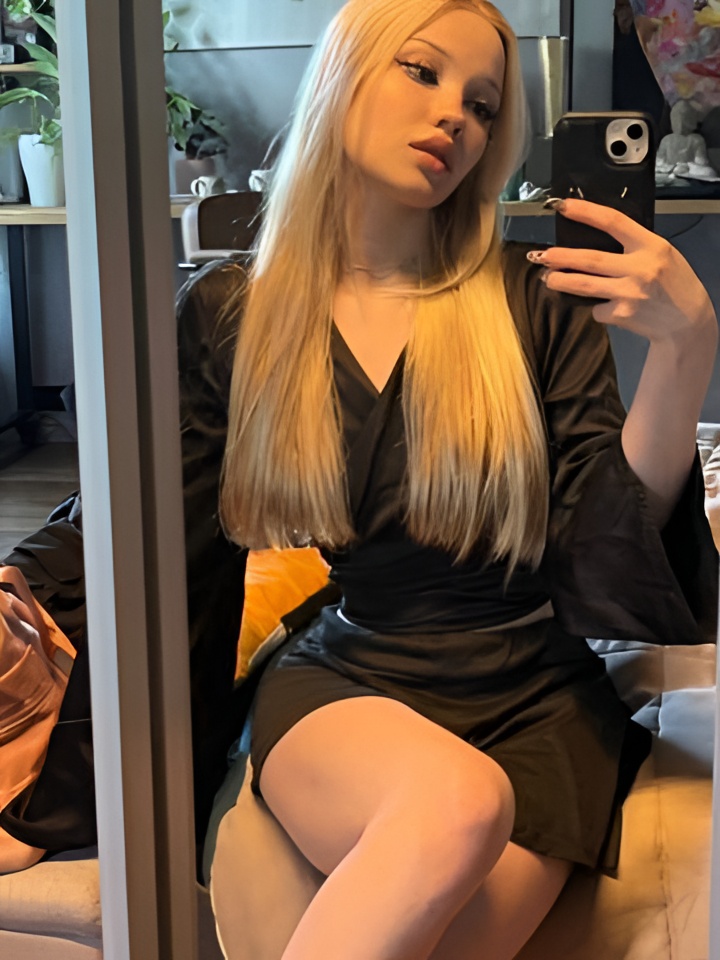 Сарра привлекальеная девушка из Жигулевска цена от 5000 руб