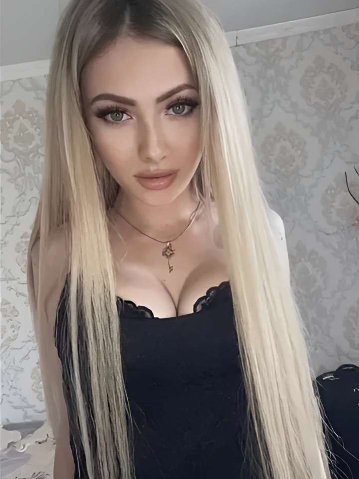 Вероника привлекальеная девушка из Жигулевска цена от 3000 руб