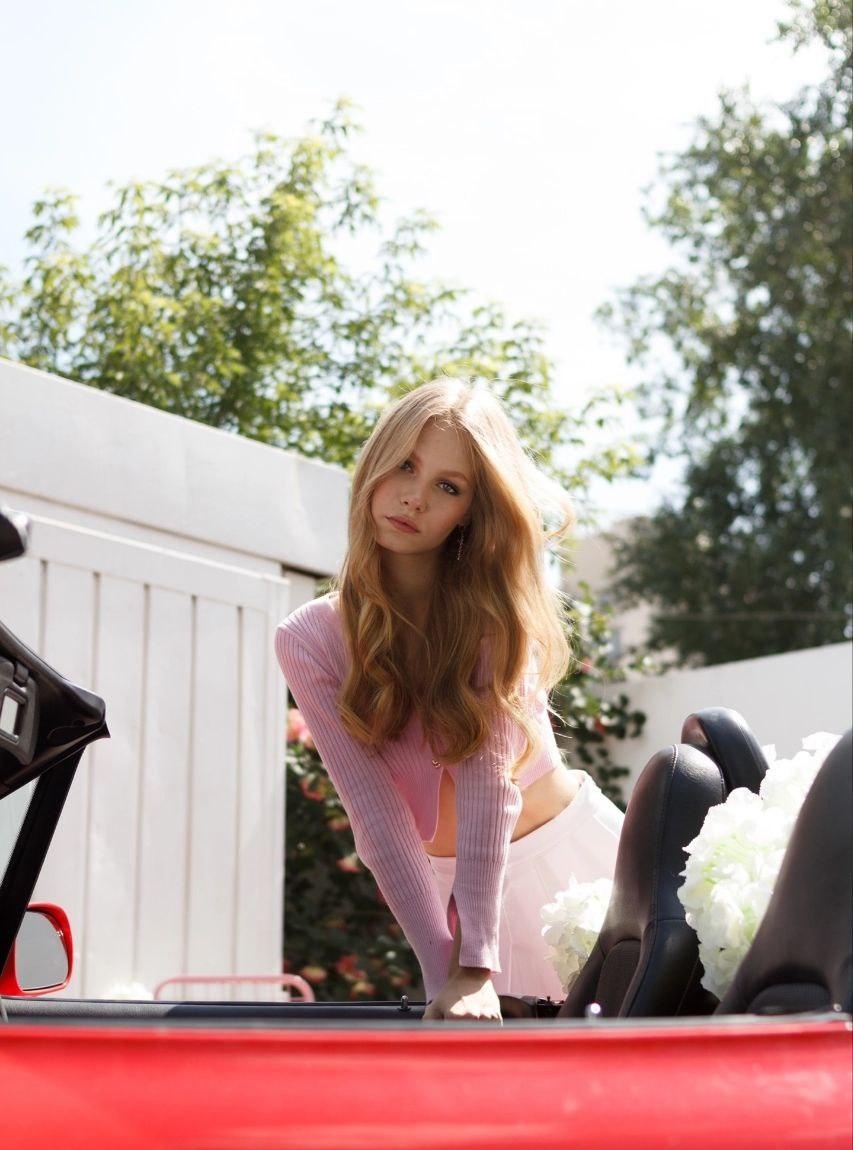 Надежда привлекальеная девушка из Жигулевска цена от 7000 руб