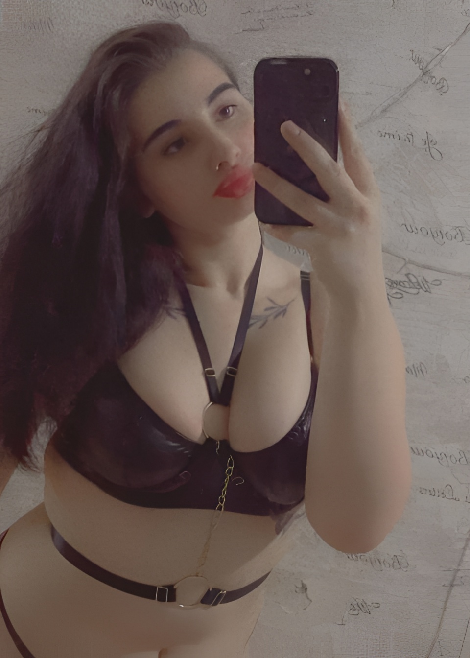 Соня привлекательная девушка из Жигулевска цена от 15000 руб