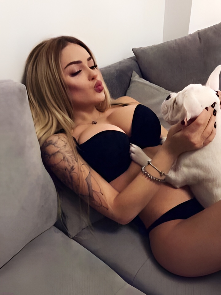 Индивидуалка Веста, доступна для личного знакомства от 2000 руб