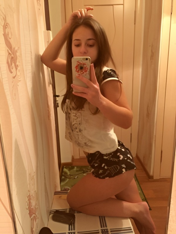 Ида привлекательная девушка из Жигулевска цена от 10000 руб