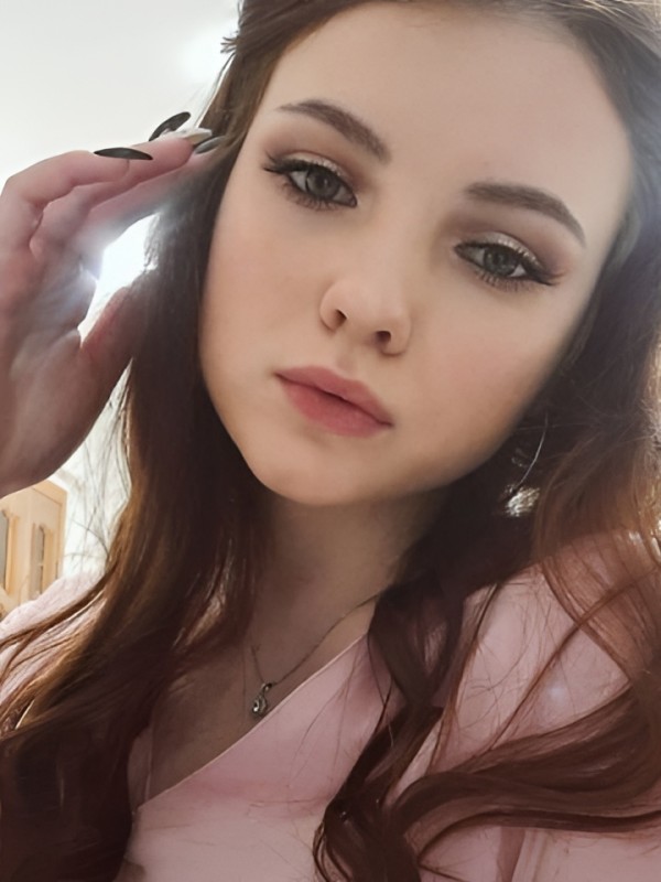 Любовь привлекательная девушка из Жигулевска цена от 2000 руб